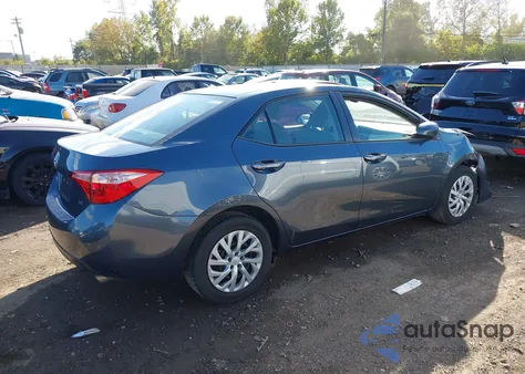 2018 Toyota Corolla Le z USA, uszkodzony, nr VIN 2T1BURHE0JC970715